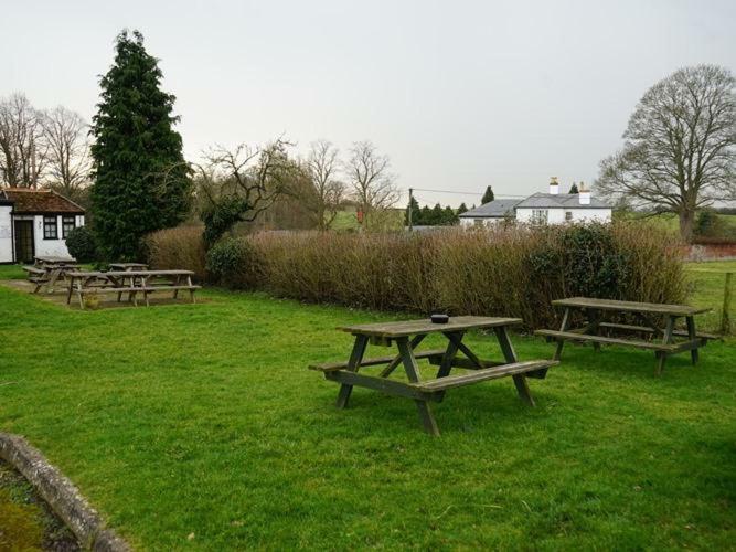 Shoulder Of Mutton Hotel Milton Keynes Eksteriør billede